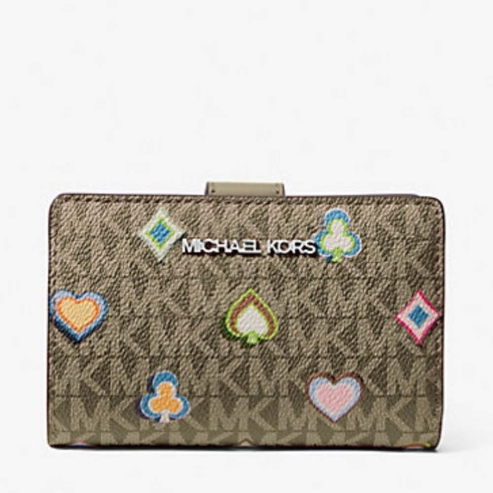 Michael Kors Jet Set Medium Printed Signature
Logo Wallet
